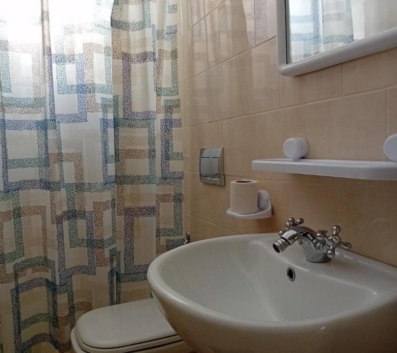 Photo of Bathroom in 1e Arrondissement Zarzis Ville