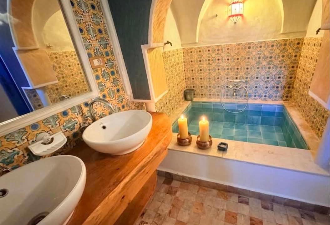Photo of Bathroom in Aghir
