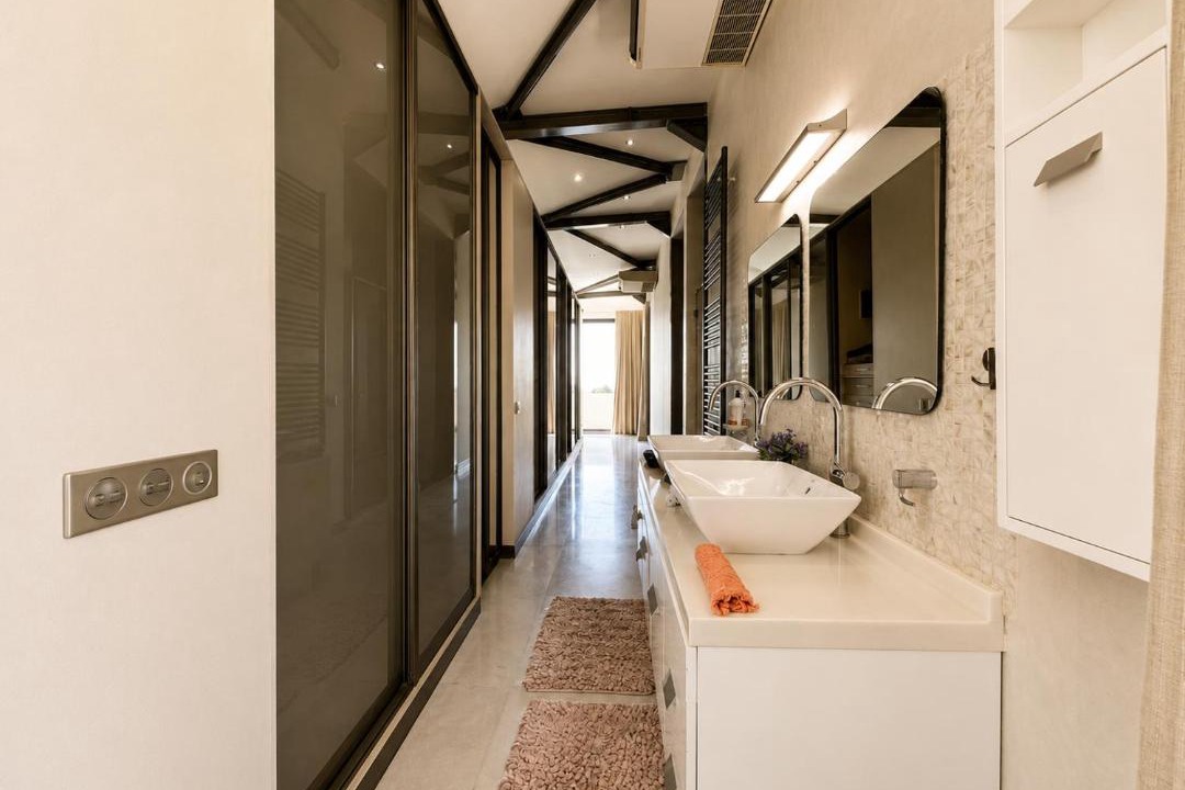 Photo of Bathroom in Carthage