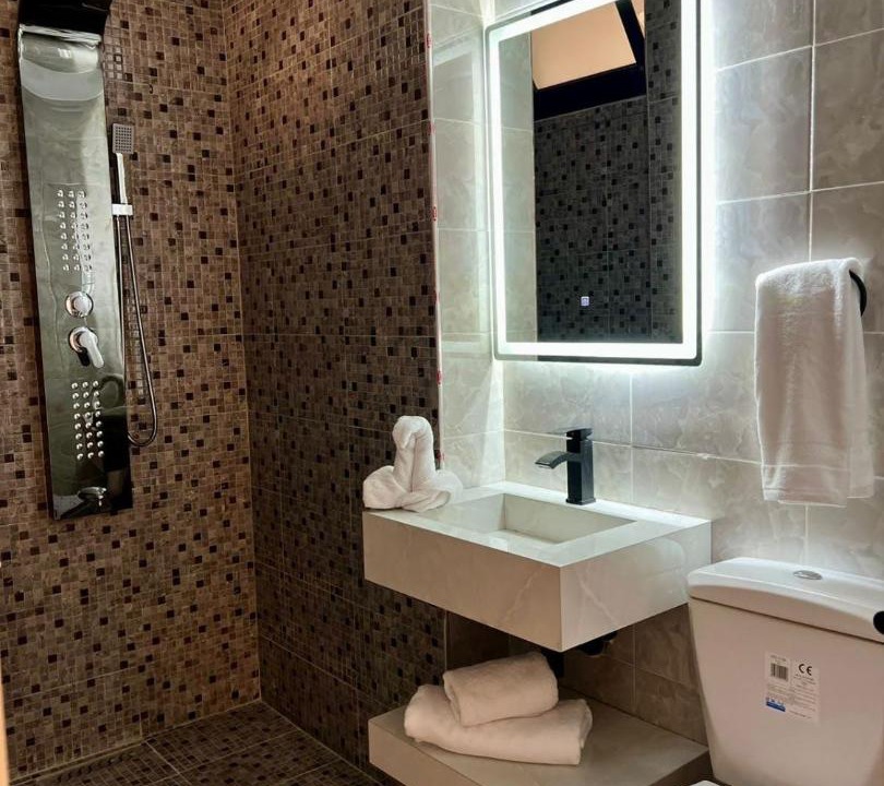 Photo of Bathroom in Rejiche