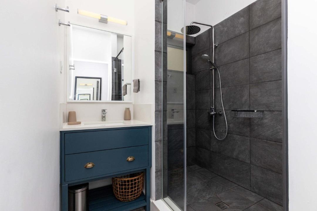 Photo of Bathroom in Calebasses