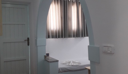 Family Room, Balcony