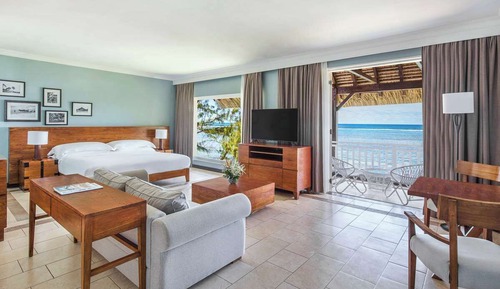 Junior Suite, Beachfront (Club, Upper Floor)
