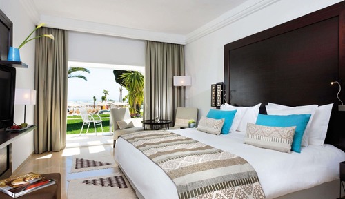 Superior Room, 1 King Bed, Sea View