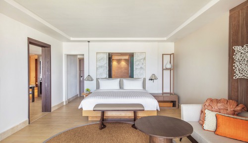 Hibiscus Signature Beachfront Suite