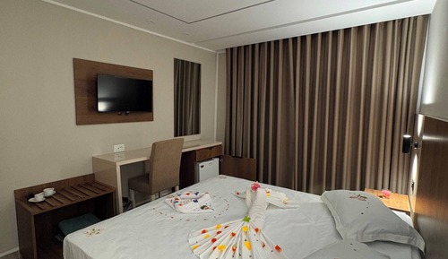Deluxe Double Room, City View