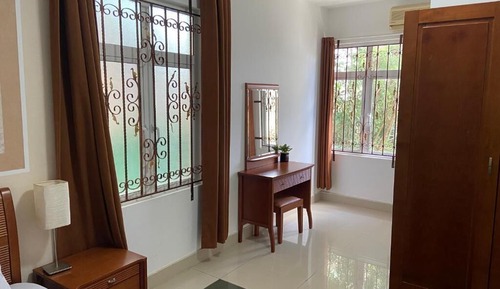 Apartment, Balcony, Courtyard View (4)