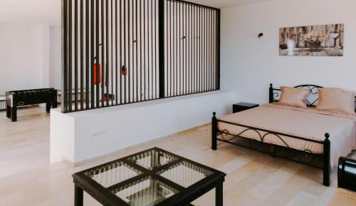 Deluxe Family Suite
