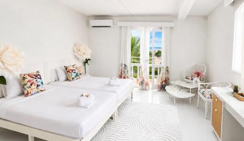 Deluxe Double Room with Balcony and Sea View