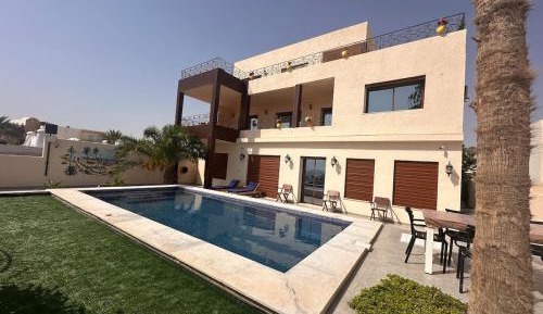 Villa