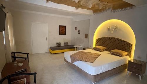 Standard Double Suite