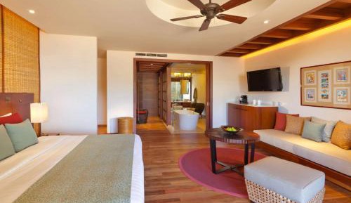 Luxury Lagoona Suite with Seaview