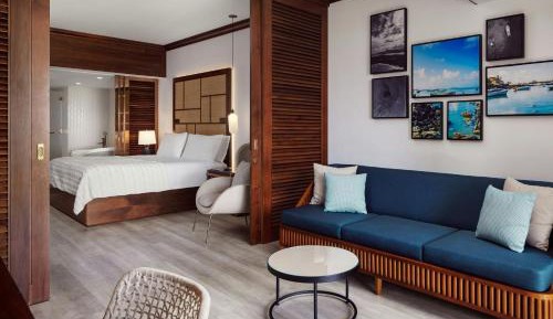 Beachfront Family Suite