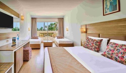Quadruple Room with Garden View