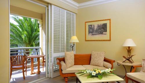 Double or Twin Colonial Garden View Room