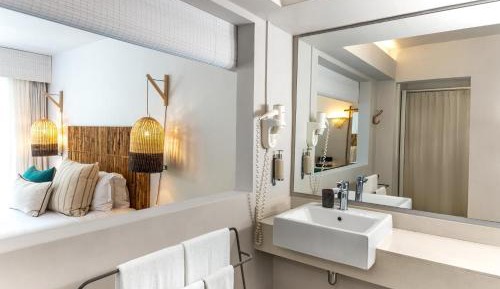 Couple Room