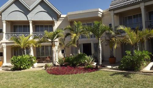 Double or Twin Colonial Partial Ocean View Room