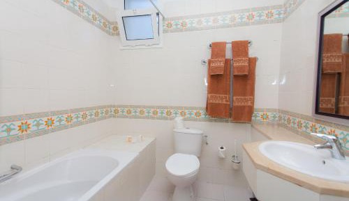 Basic Triple Room