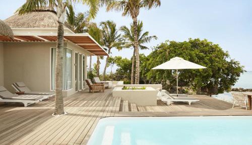 LUX* Villa
