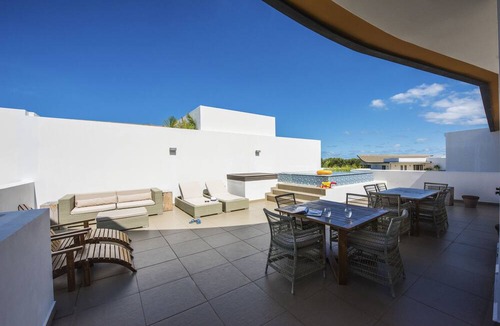 Roches Noires Apartment | Azuri Residences by Life in Blue