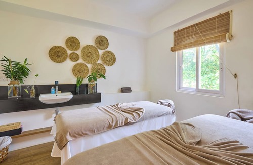 Trou d'Eau Douce Hotel | Friday Attitude