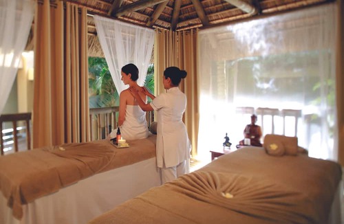 Pointe Aux Piments Resort | Victoria Beachcomber Resort & Spa