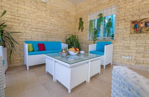 Hammamet House | Have breakfast by the pool every day