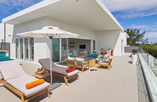 Cap Malheureux Hotel | Myra Seafront Suites with Lov