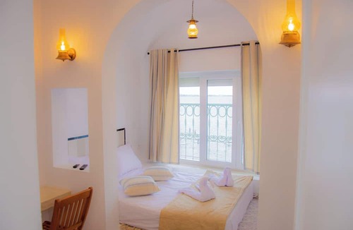 Borj Erras Hotel | Hotel Al Jazira