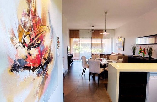 Grand-Baie Apartment | Tropical Elégance
