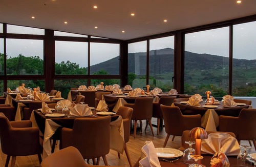 ‘Ayn ad Darahim Hotel | Hôtel La Forêt