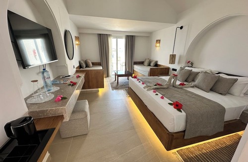 Mezraia Hotel | Aljazira Beach & Spa - Families and Couples Only