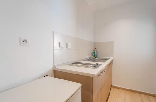 Les Berges du Lac Apartment | Lake City | 1BR Design Apt · Berges du Lac