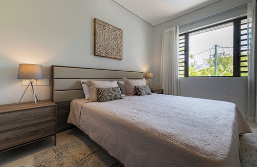 Grand-Baie Apartment | Stunning Soleia Escape with Parking, Grand Baie
