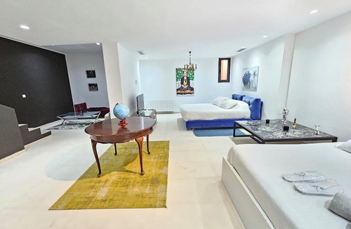 Sidi Daoud Villa | Stylish Luxe House with Garden Marsa