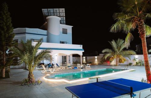Sidi Fredj Villa | Exceptional villa in Kerkennah