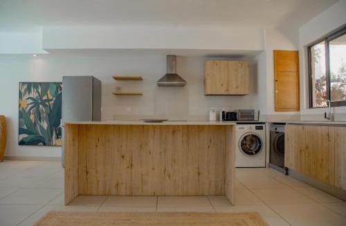 Calodyne Apartment | Seafront apartment