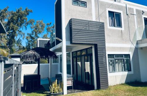 Mont Choisy Villa | Modern 3BR Villa with Pool and 3 Min to Beach