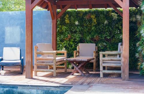 La Preneuse Villa | Villa Bougainvilliers - 3 Chambres avec Piscine, 10 min de la plage