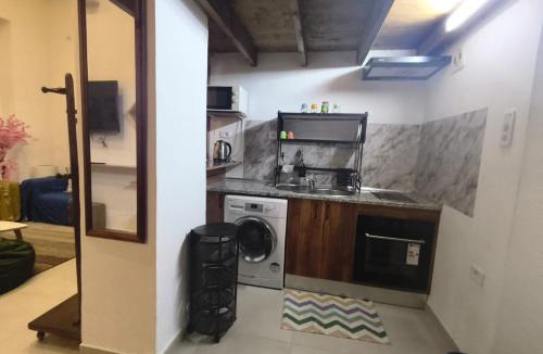 Halq al Wadi Apartment | Front beach cosy apartment