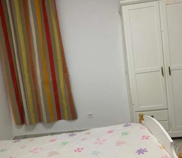 1e Arrondissement Zarzis Ville Apartment | Hostel MJ ,Sidi kbir