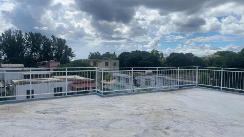 Pointe Aux Sables Apartment | Magnifique Villa Roof Top et Piscine 6 personnes