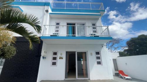 Pointe Aux Sables Apartment | Magnifique Villa Roof Top et Piscine 6 personnes