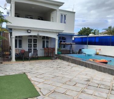 Grand-Baie Ski Chalet | Blue Horizon Villa in Grand Baie