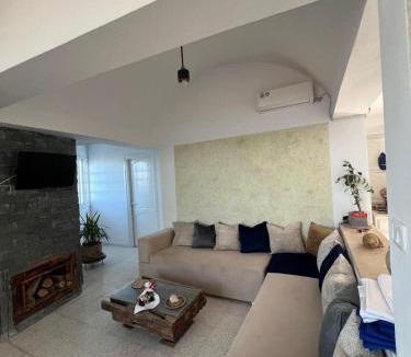 Mansoura Apartment | step to the beach
