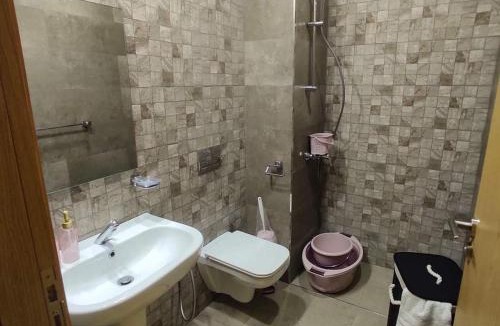 Mansoura Apartment | Résidence Petit Paris Appartement 2ᵉ Étage, Côté Rue