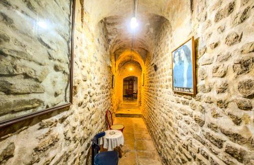 Medina of Tunis Apartment | Dar Medina Stone