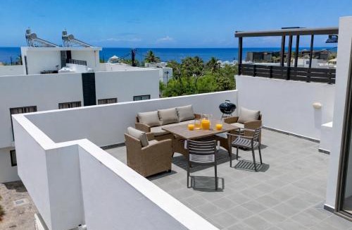 Flic-en-Flac Apartment | Soley Lor - 3 Chambres, Piscine privée et Rooftop vue mer