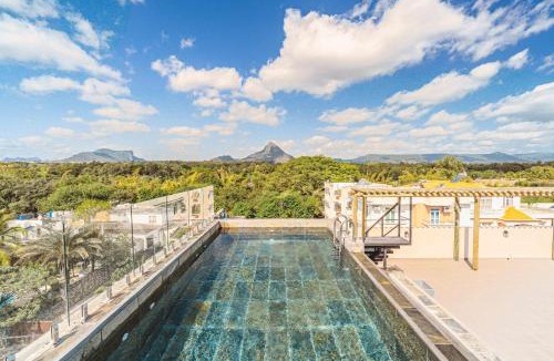 Wolmar Apartment | Golden Horizon - 2 Ch et Piscine - Rooftop Vue Mer