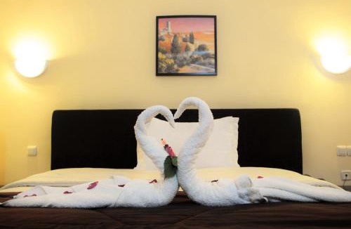 Nefza Hotel | Hotel Alrawabi